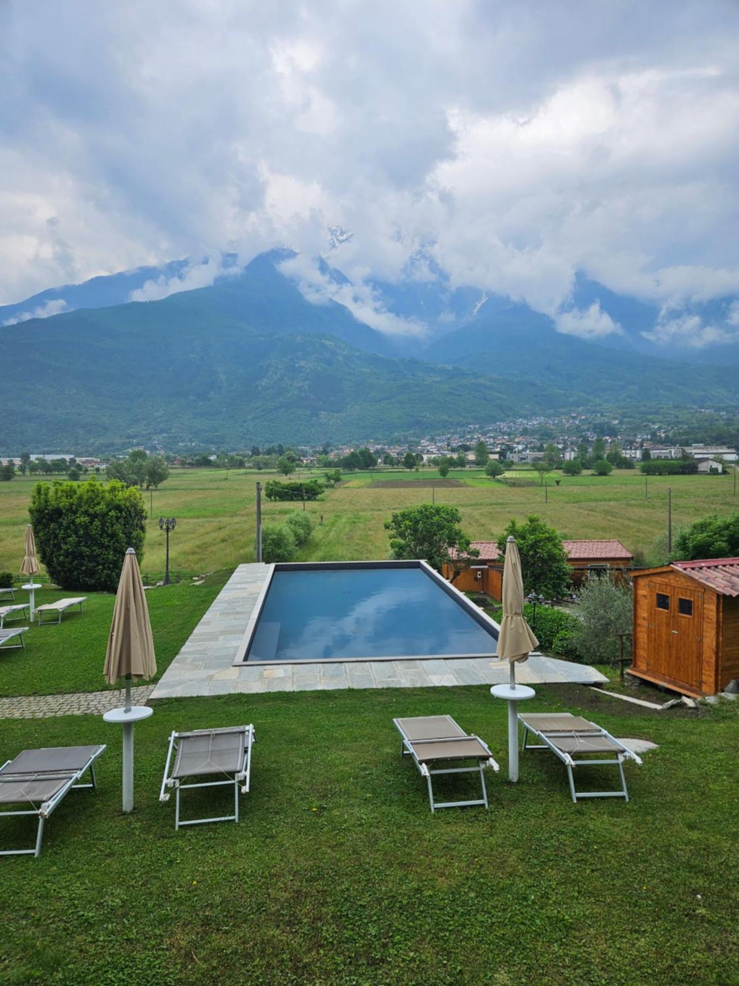 Borgo Erbiola Farm stay *