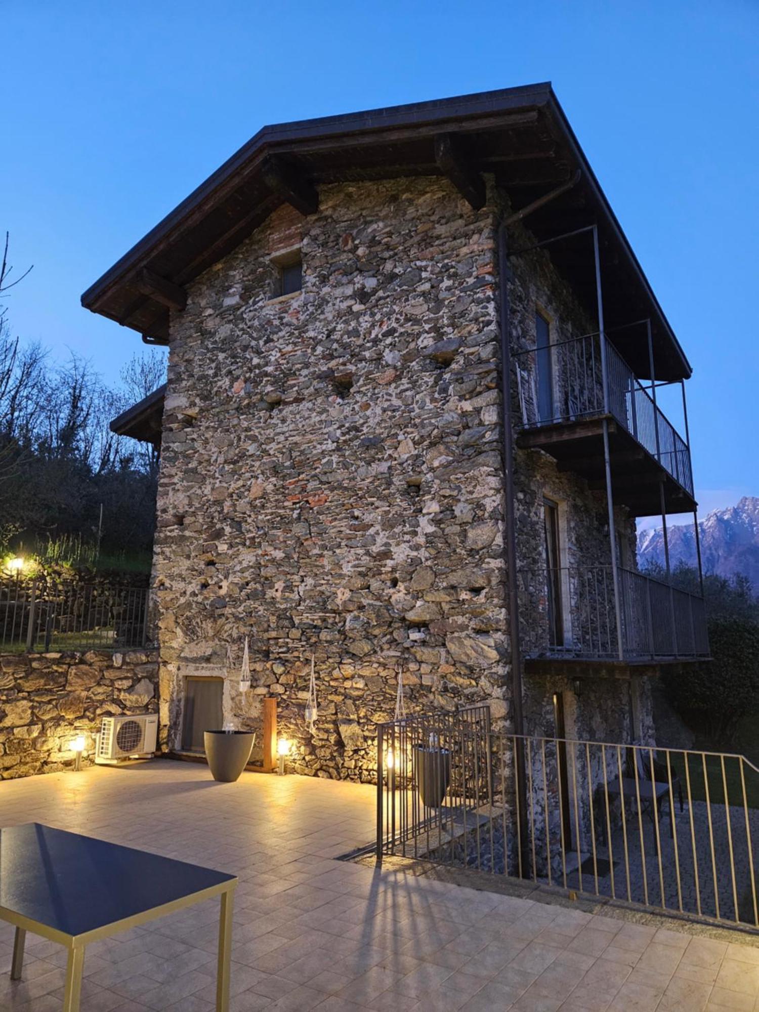 Borgo Erbiola Farm stay Colico