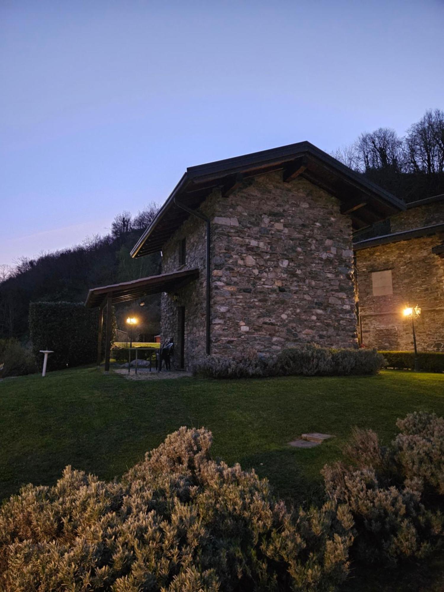 Borgo Erbiola Farm stay *